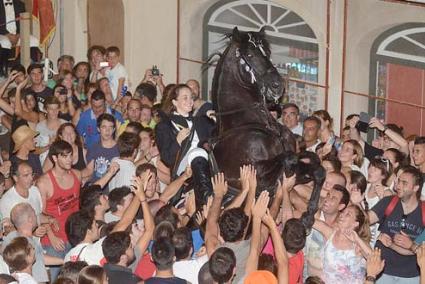 Sant Cristòfol. Un any més, el poble migjorner es va fer petit per la gran gentada que s’hi convocà per celebrar les festes de la millor manera - Paco Sturla