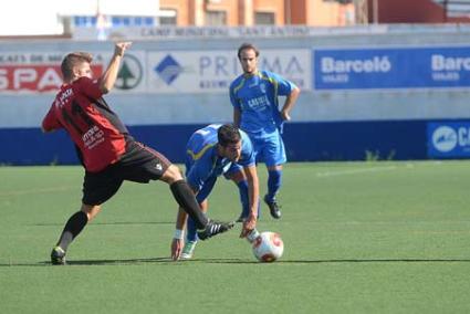 Traspiés. El Penya ha trabajado para enderezar el rumbo tras la derrota frente al Formentera - Archivo