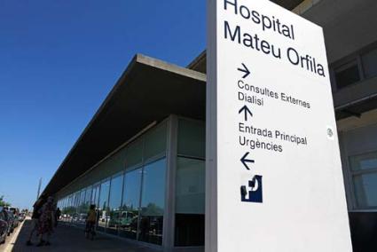 Hospital. La plantilla del centro afronta más trabajo en verano al no haber sustituciones ni cubrirse las bajas. - Gemma Andreu