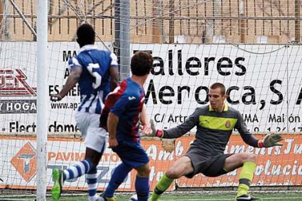 Un recuerdo optimista. El año pasado el Menorca plantó cara al Espanyol en casa y solo cayó 0-1 - Archivo