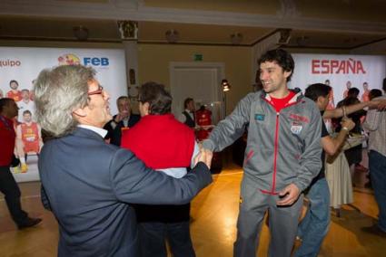 Casa España. Sergio Llull acudió con la selección a un acto institucional en Liubliana - feb.es