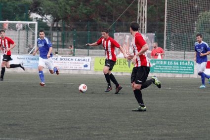 El equipo rojiblanco espera mantener su prolongado buen momento ante el Binissalem - Archivo