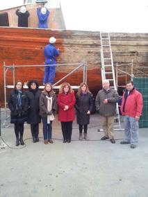 Camps estuvo acompañada en la visita por la alcaldesa de Maó, Águeda Reynés, el director del Centro de la Mar, José Maria Cardona, y la directora del SOIB, Francisca Ramis - CAIB