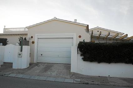 La casa de la alcaldesa, Águeda Reynés, donde se ha ejecutado la demolición. Ayer la primera edil de Maó admitió en las redes so