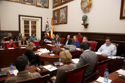 El asunto del «Atlante» se debatió en el pleno ordinario, el extraordinario no hizo falta.