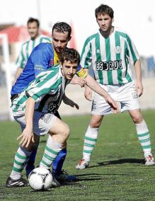 Menorca Mao futbol liga regional UD Mahon CD Es Migjorn jugada