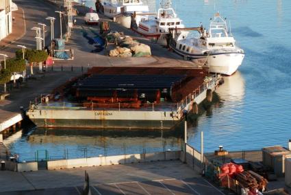 La construcción del duque de alba tiene el objetivo de facilitar las maniobras y atraque de cruceros de mayor eslora.