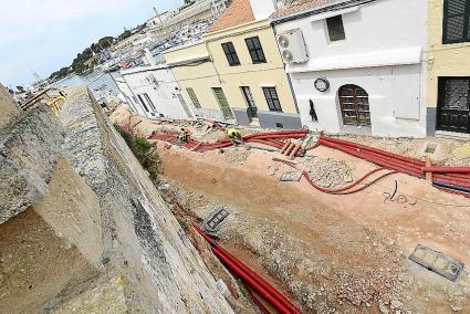 La actuación en la Costa de Baixamar transformará esta bajada al puerto, pero de momento se retrasa más de lo previsto