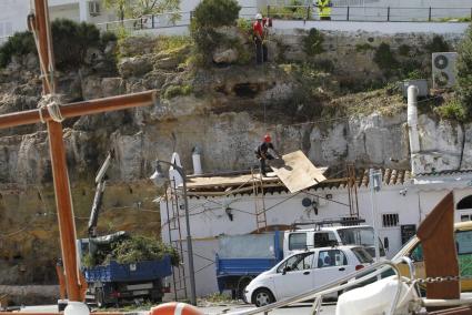 Menorca Es Castell zona cuesta bomberos y brigada obras municipal ret