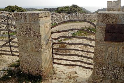 El Consell y Es Migjorn tienen versiones distintas sobre el cierre del camino de Binigaus.