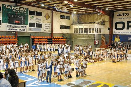 Menorca Alaior Polideportivo presentacion equipos de basquet Jovent