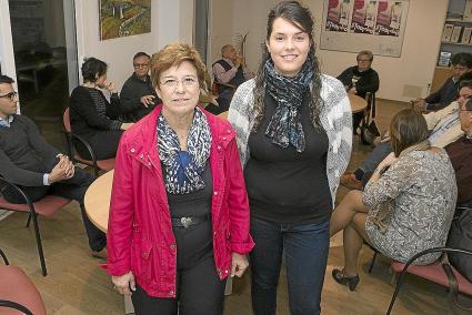 Ambas aspirantes coincidieron anoche en la presentación de la candidata insular, Susana Mora.