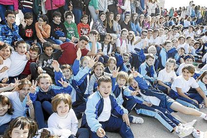 Los alumnos recorrieron la ciudad para dar a conocer el proyecto que tienen entre manos