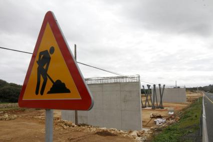 Las obras de la carretera acumulan ya casi dos meses de parálisis