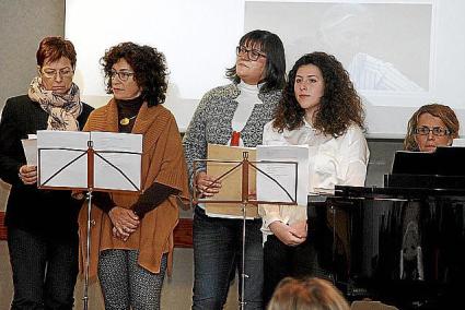 L'Ateneu va acollir aquest homenatge en femení.