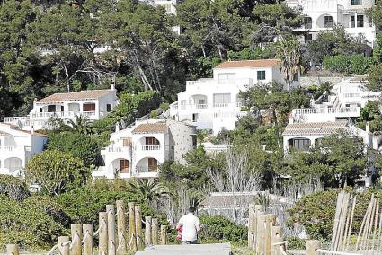 La residencia se encuentra en la zona alta de Sant Jaume