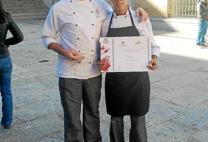 Corchado y Lanssari, instantes después de obtener el VIII Premio Espiga