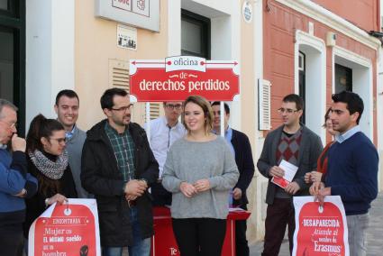 Los socialistas reivindican que los jóvenes recuperen el apoyo del Gobierno