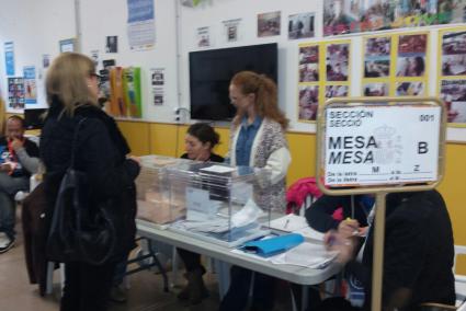 La incidencia se ha producido en la Mesa B del colegio electoral de Sant Josep de Maó.