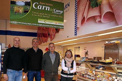 Tolo Mercadal y Bartomeu Pons (Sa Cooperativa del Camp) y Joan Camps y Belly Ester (San Crispín) presentaron ayer las cifras