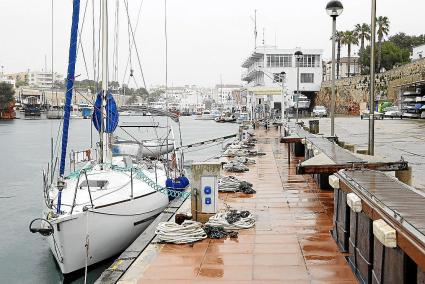 El puerto de Ciutadella estará lleno por Sant Joan y entre mediados de julio y finales de agosto