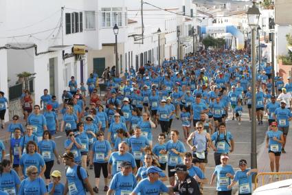 Más de 1.400 participantes, récord absoluto en la historia del deporte insular, concentró la II Cursa del Toro