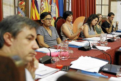 Los concejales del equipo de gobierno votaron en contra de la propuesta del PP