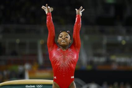 Simone Biles logra su tercera medalla de oro