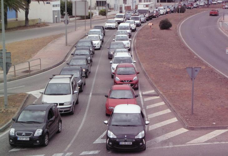 Menorca Mao Via Ronda Calle Vasallo colapso tráfico