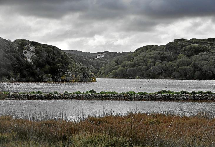 La albufera des Grau en una imagen de ayer en la que se aprecia el aumento de nivel de las aguas.