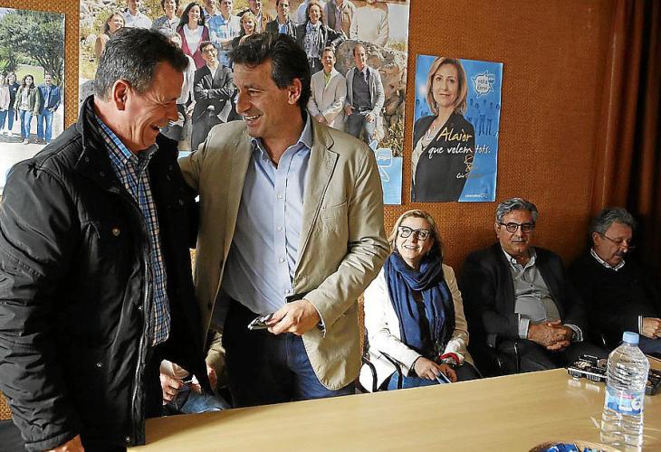 Junta de Alaior. El candidato Company presentó por la tarde su proyecto en Alaior, Es Migjorn, Es Mercadal, Ferreries y Ciutadel