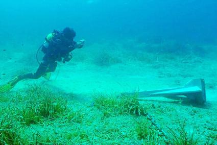 Mar. El fondeo masivo de barcas de recreo en verano daña gravemente los hábitats marinos protegidos