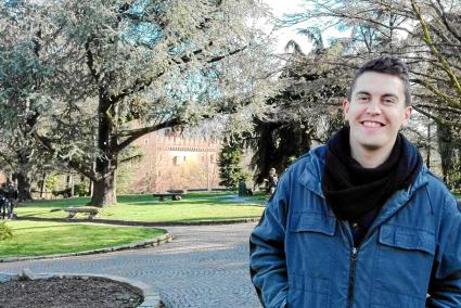 El menorquín paseando por uno de los parques más grandes de la ciudad italiana.