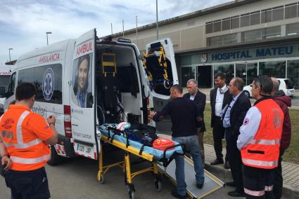 Este martes el Ib-Salut ha presentado las nuevas ambulancias.