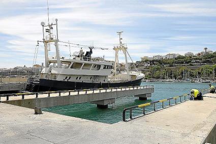 El barco abandonado, la semana pasada