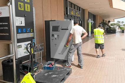 El ente ya instala los parquímetros: los primeros 15 minutos serán gratis; pero el resto, de pago