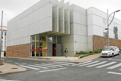 Imagen de archivo del edificio judicial de Maó, donde se ubica uno de los tribunales especializados