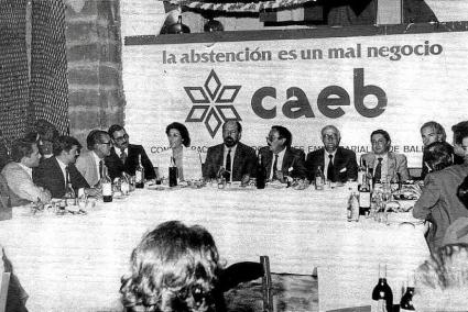 La campaña de CAEB para fomentar el voto en las primeras elecciones democráticas.