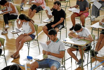 Los exámenes se celebraron en el instituto Josep Miquel Guàrdia de Alaior