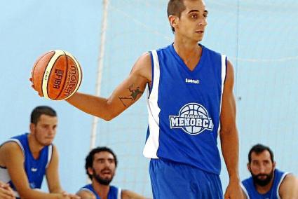 Pitu Jiménez, durante un partido del curso previo