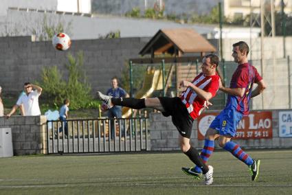 El central de Ciutadella vistió la zamarra rojiblanca durante trece encuentros en la temporada 2013/14