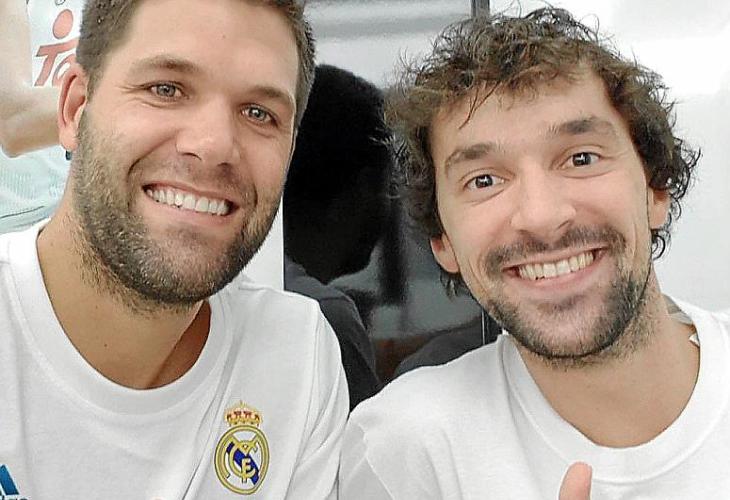 Volcados. Felipe Reyes y Sergio Llull posan ayer en Valdebebas. El pívot cordobés y compañero de equipo, al igual que todo el ba