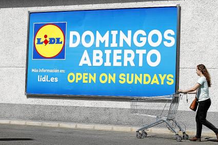 Menorca Mao supermercados abierto domingo Lidl