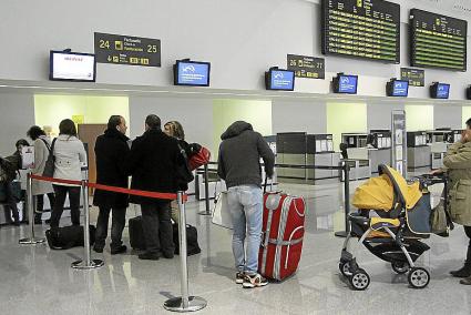 El presunto delito se cometió en los baños de la planta de facturación