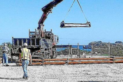 En obras. Imagen del pasado octubre de las obras de la instalación del emisario submarino de cinco kilómetros de la estación dep