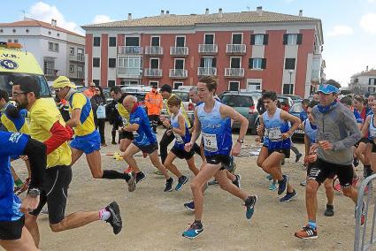 Un instante de la jornada en Es Castell.