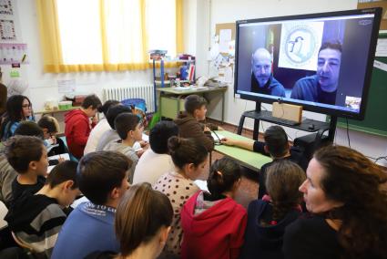 Menorca Javier Coll Colegio Ruiz i Pablo de Es Castell video confere