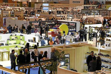 El Salón Internacional de Calzado y Accesorios arranca hoy en Madrid con menos expositores pero mayor previsión de visitantes.