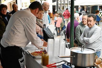 L’acte promocional de la fira Arrels va tenir lloc aquest dissabte migdia a la plaça des Mercat de Ciutadella