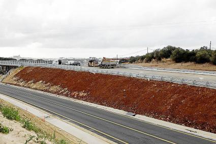 A finales de mes empezarán a abrirse los ramales de la rotonda